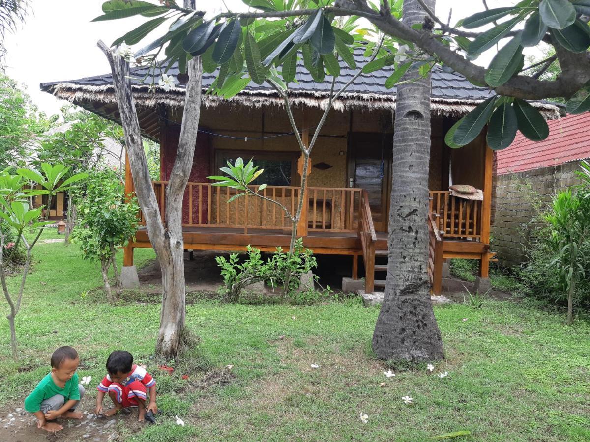 Tangga Bungalows Gili Air Exterior foto