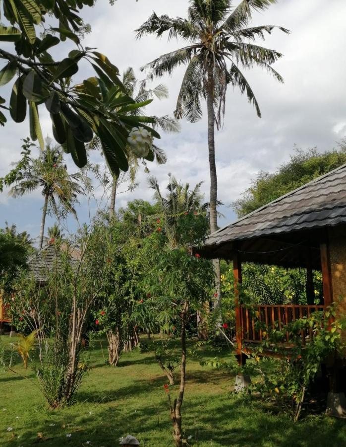 Tangga Bungalows Gili Air Exterior foto